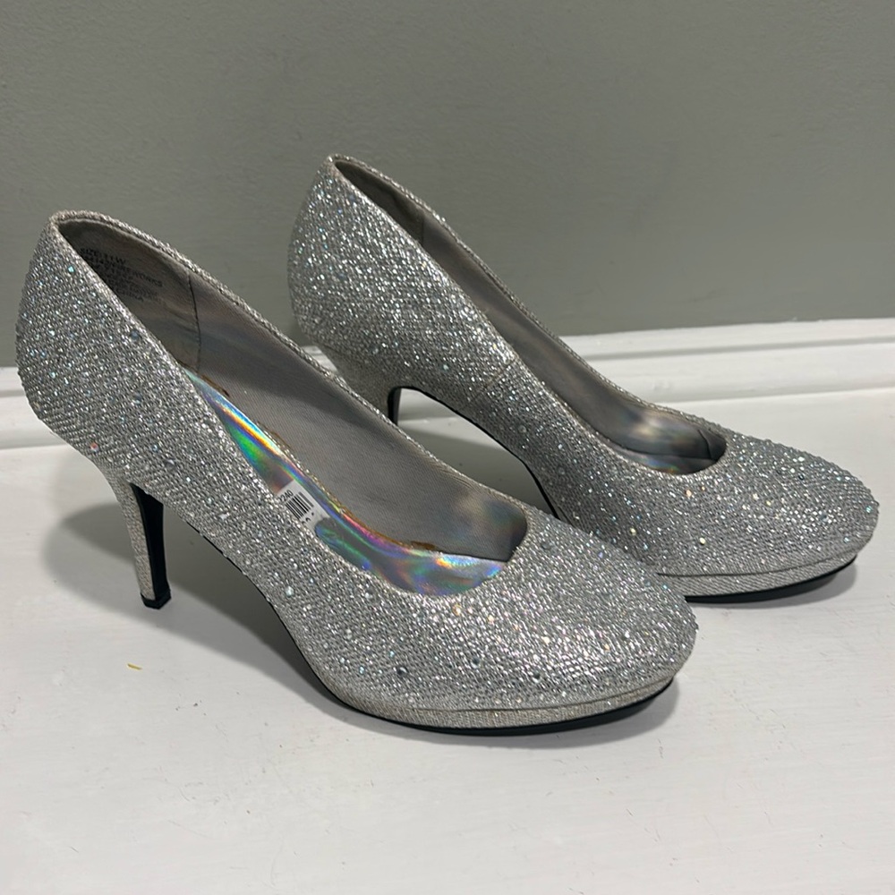 Hot Tomato Silver Glitter Heels